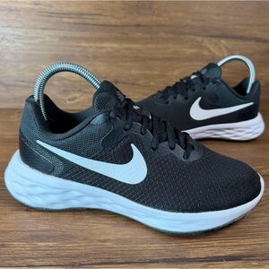 Nike Revolution 6 Next Nature Running Shoes Women’s Size 7 Sneakers